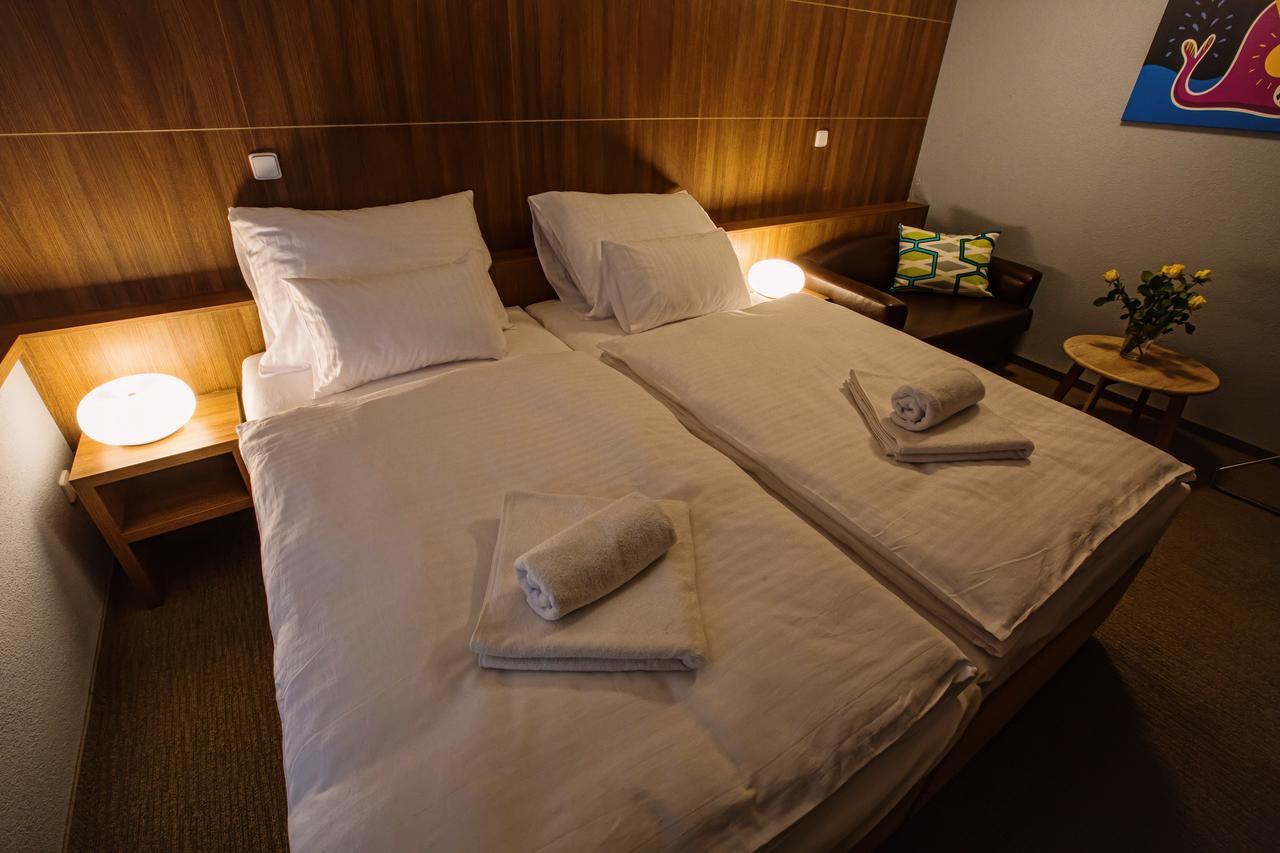 Hotel Na Sustne Krupá Exteriör bild