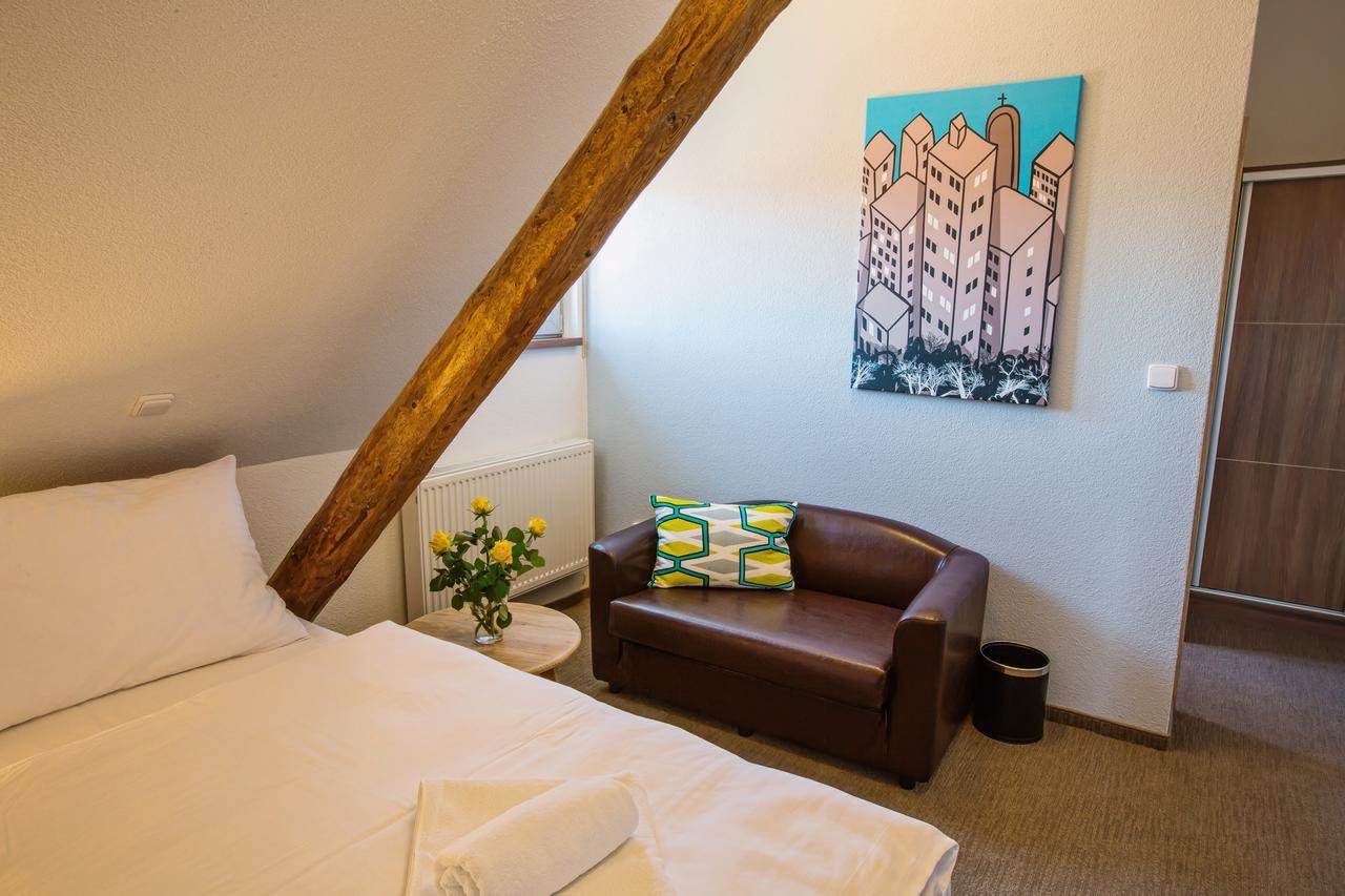 Hotel Na Sustne Krupá Exteriör bild